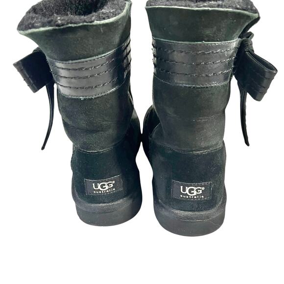 UGG Bailey Bow Black Shearling Boots Women’s US 8 Good Condition - Picture 3 of 10
